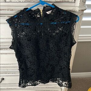 Elegant Black Lace Sleeveless Top